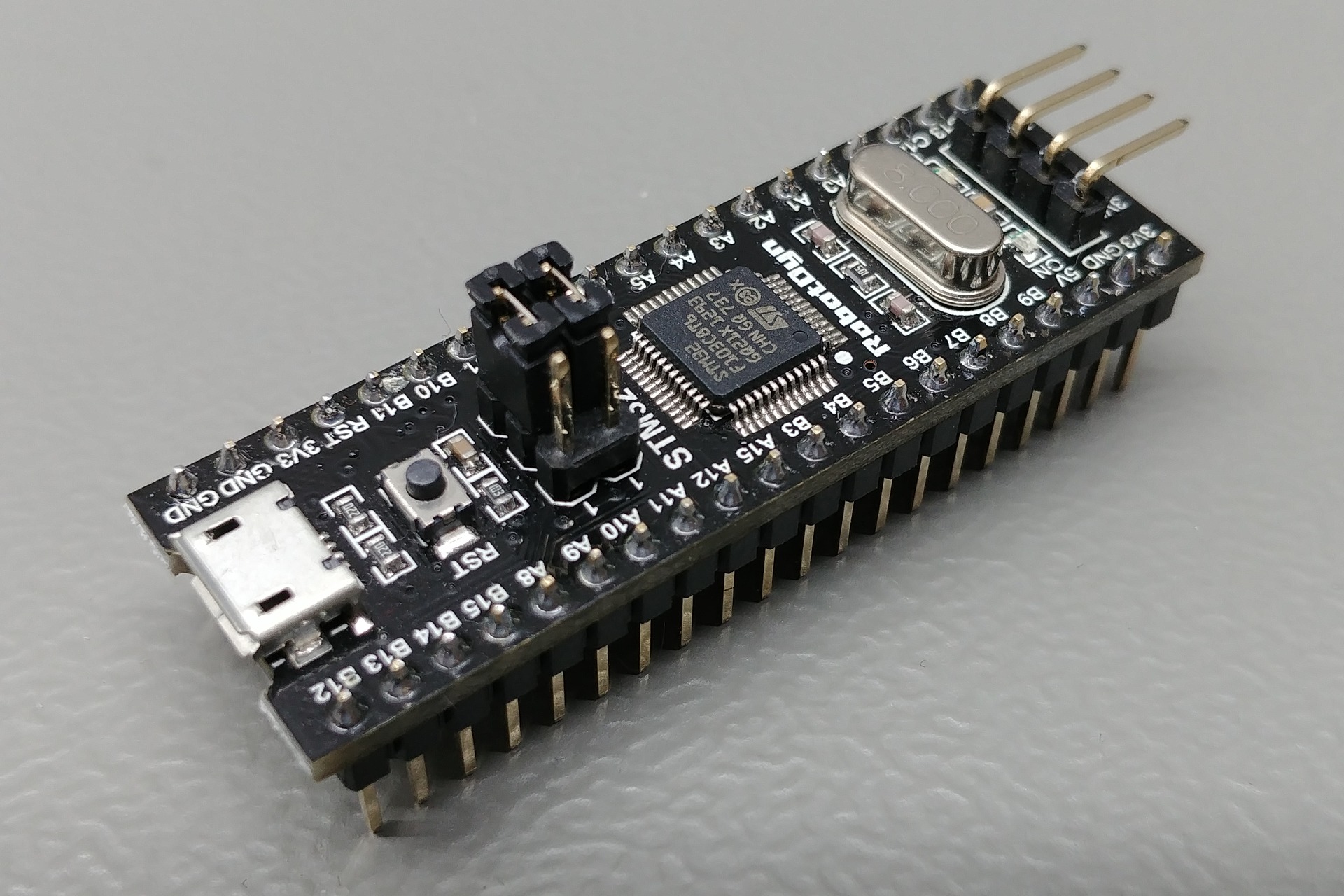 Meet the STM32 Black Pill Development Board 