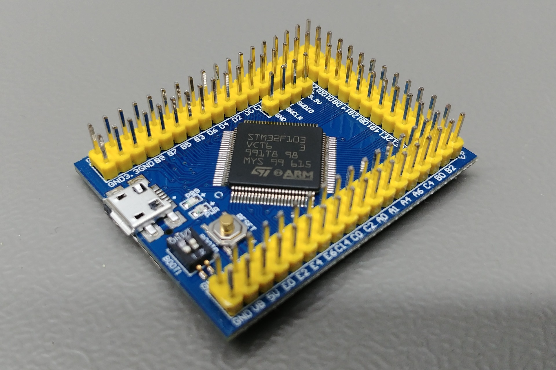 Picture of the vcc-gnd.com STM32F103VCT6 mini