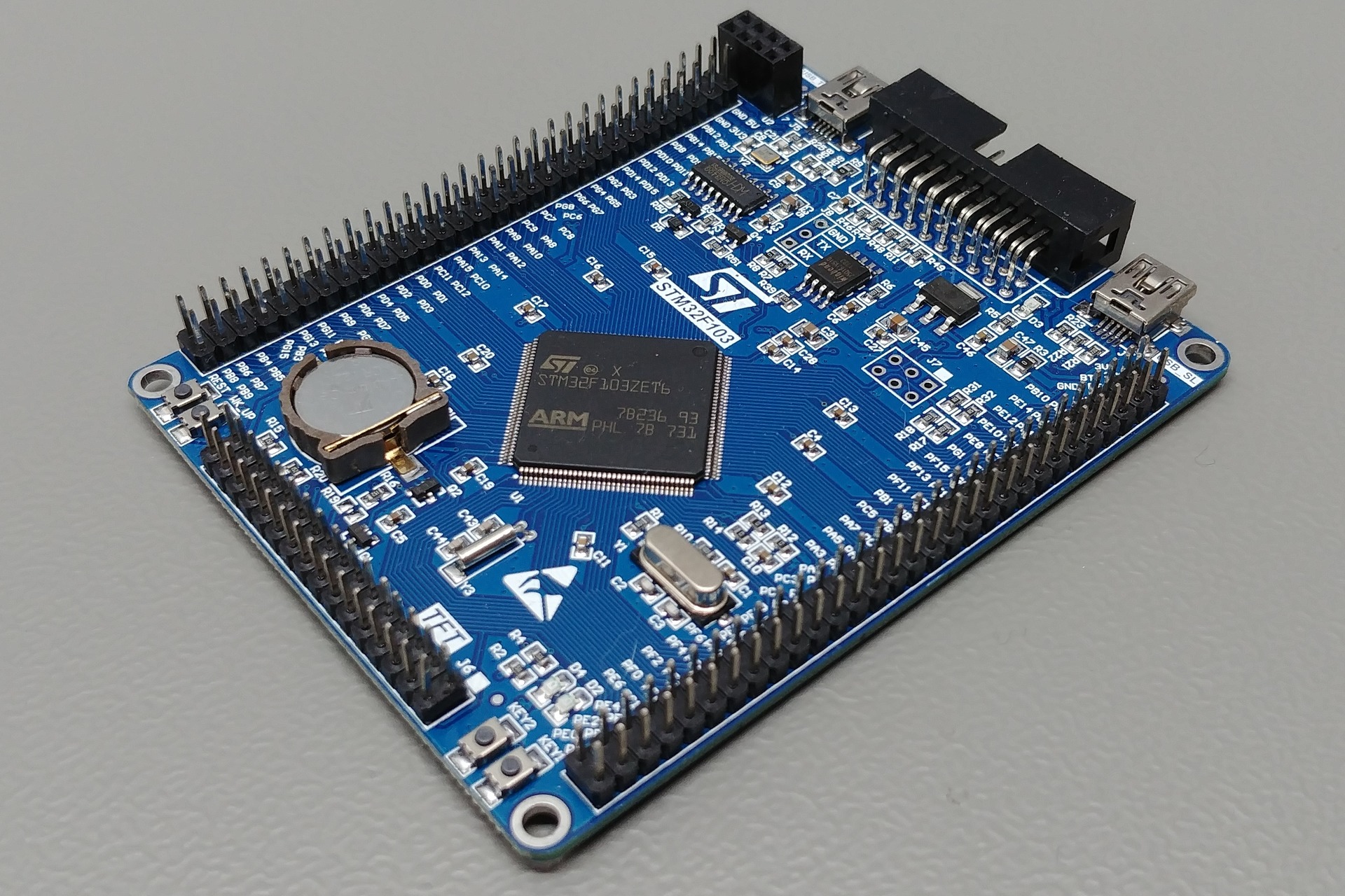 Picture of the F103ZE board