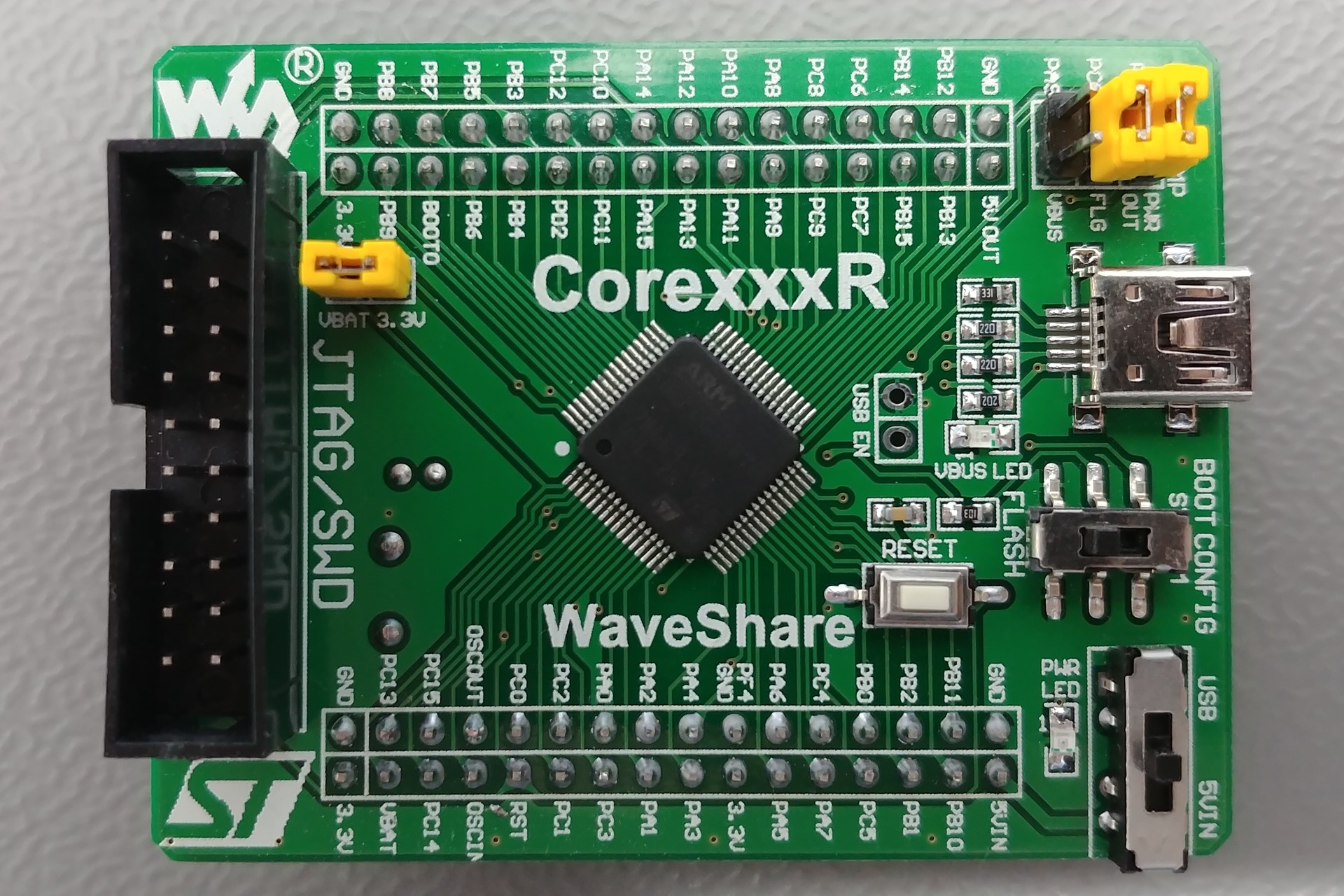 WaveShare Core205R board: Top view