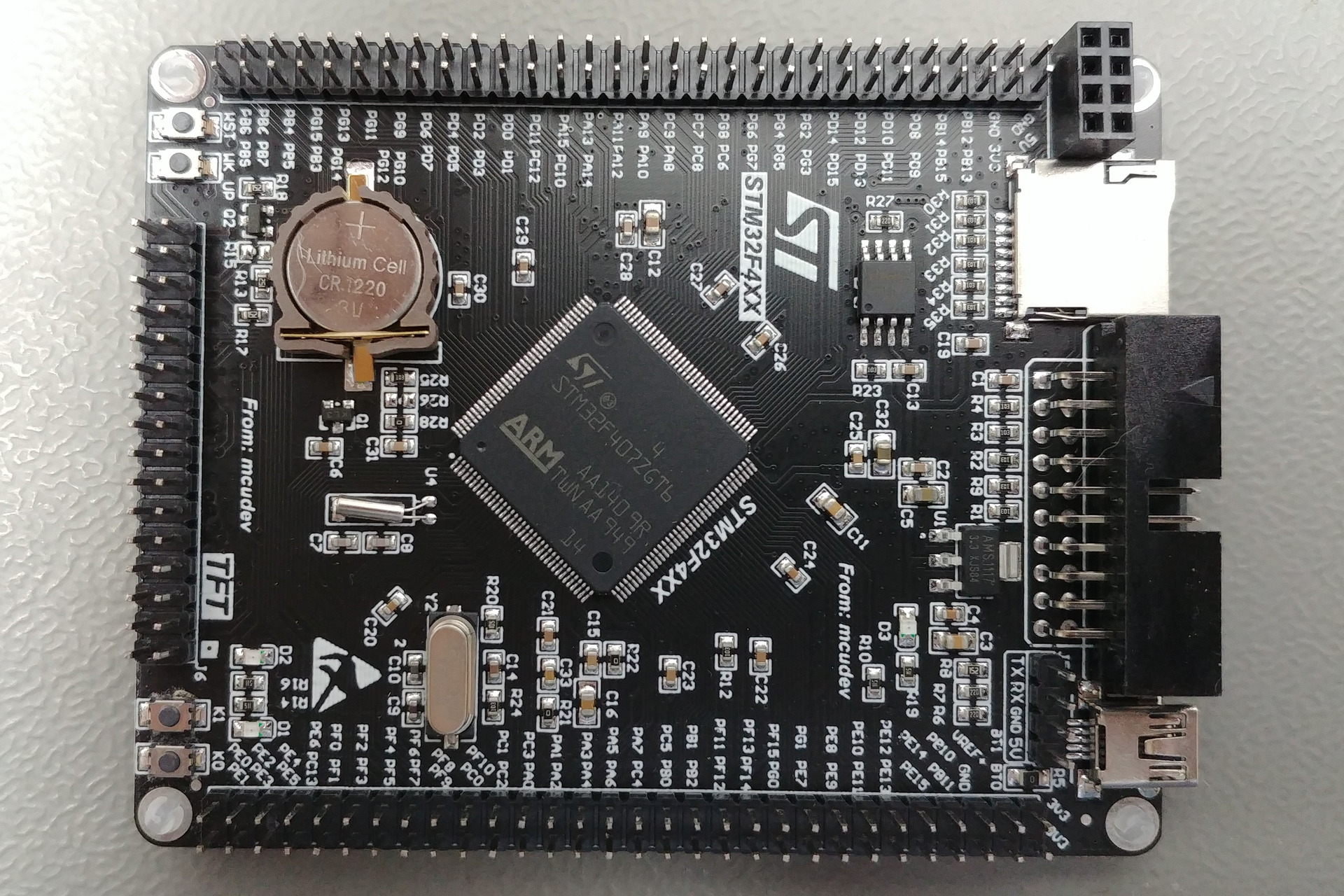 STM32F4XX: Top view.